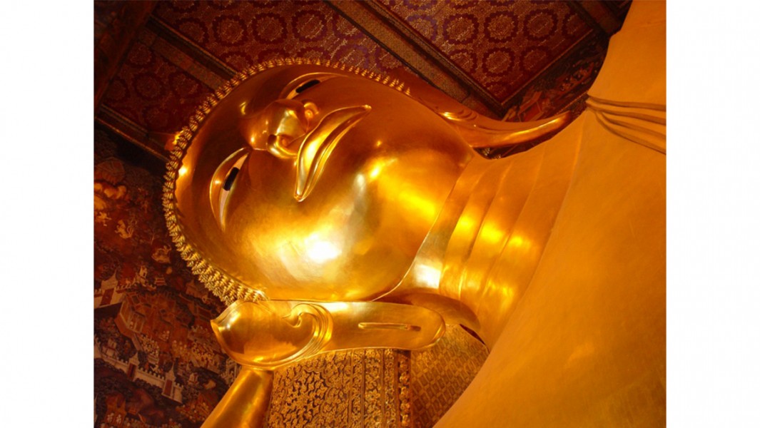 Phra Vihara of the Reclining Buddha